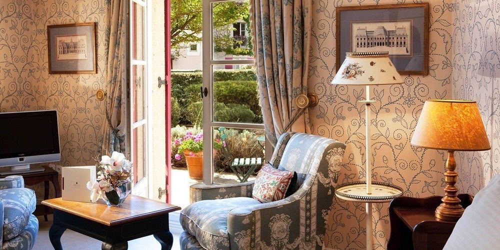 Hotel Le Manoir De Gressy Esterno foto