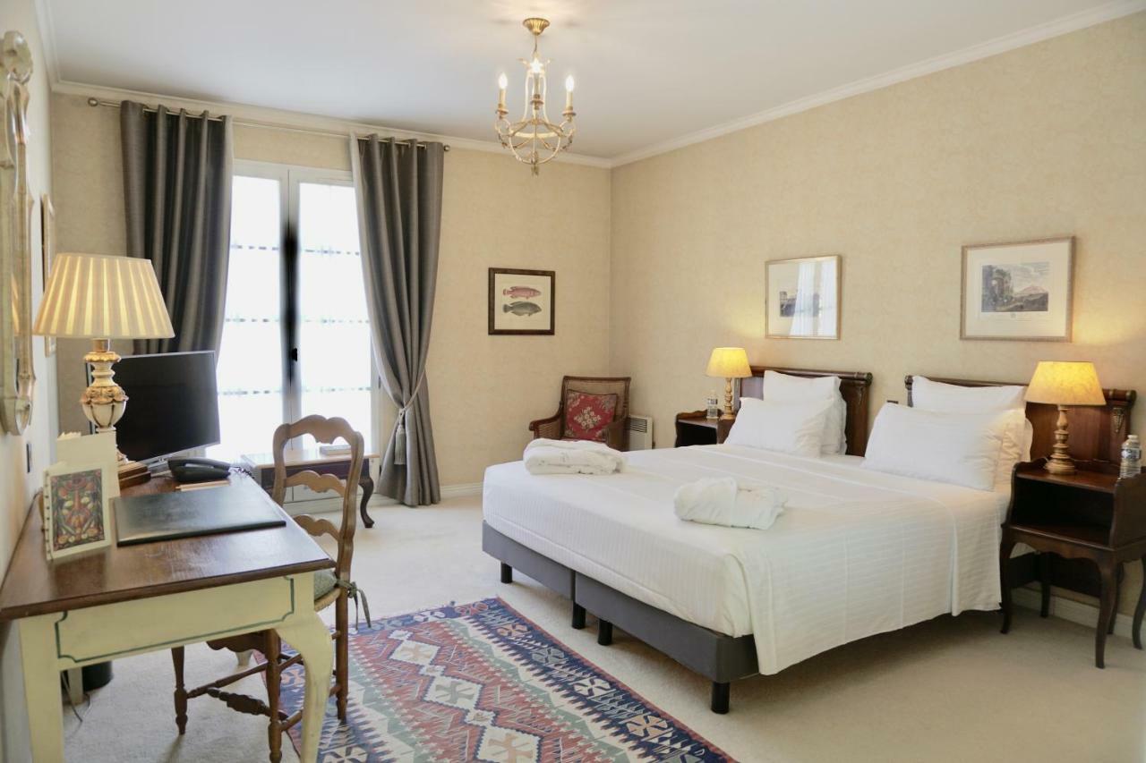 Hotel Le Manoir De Gressy Esterno foto